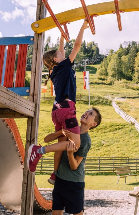 Finley Brown_Kaiserwinkl_Walchsee_Bergbahn_Freizeitpark_Zahmer Kaiser (14)