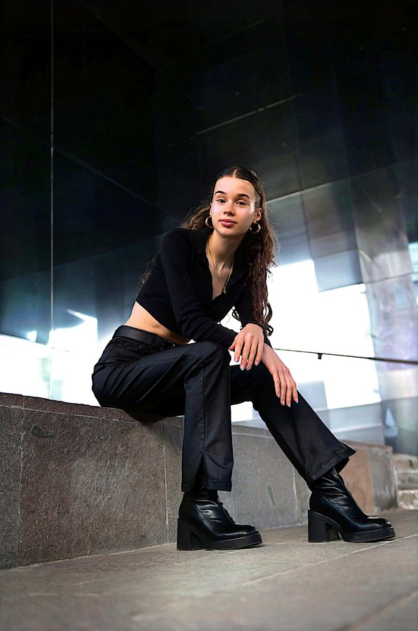 Hanna Platzer_Model_10