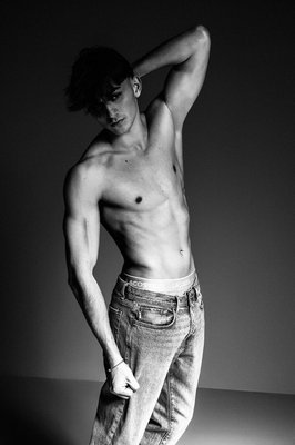 Kopie von rareshot-tobias-25_9Xpt9L6