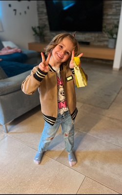 Jana-preview-image-17765