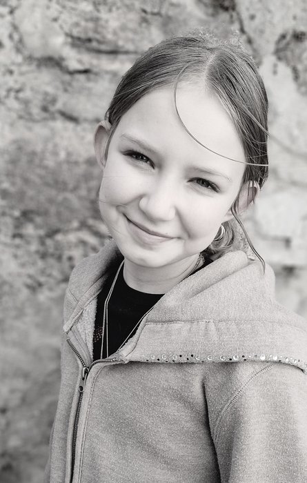 Emma Hofer_Emma Hofer 2025 - 4