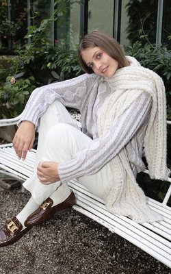 Lara-preview-image-13670