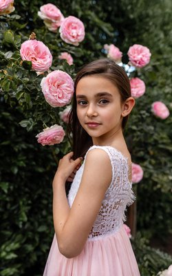 Isabella-preview-image-18674