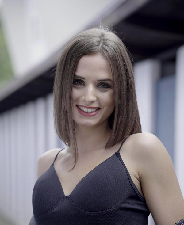 Laura Plotegher_09af85f0-691b-4e56-a238-f0af3a75bfe8