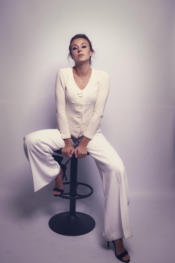 Arianne Streitberger_71F25461-9751-4B9F-A481-0BEEC0D22534 3