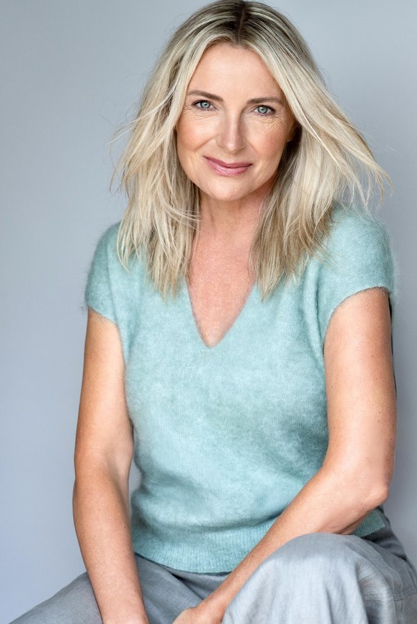 Larisa Strauss__AIR6973_V1-2 3