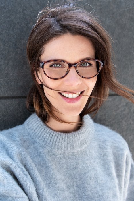 Franziska Hengst_Franziska Portrait Business Brille Glasses theAIRstudios